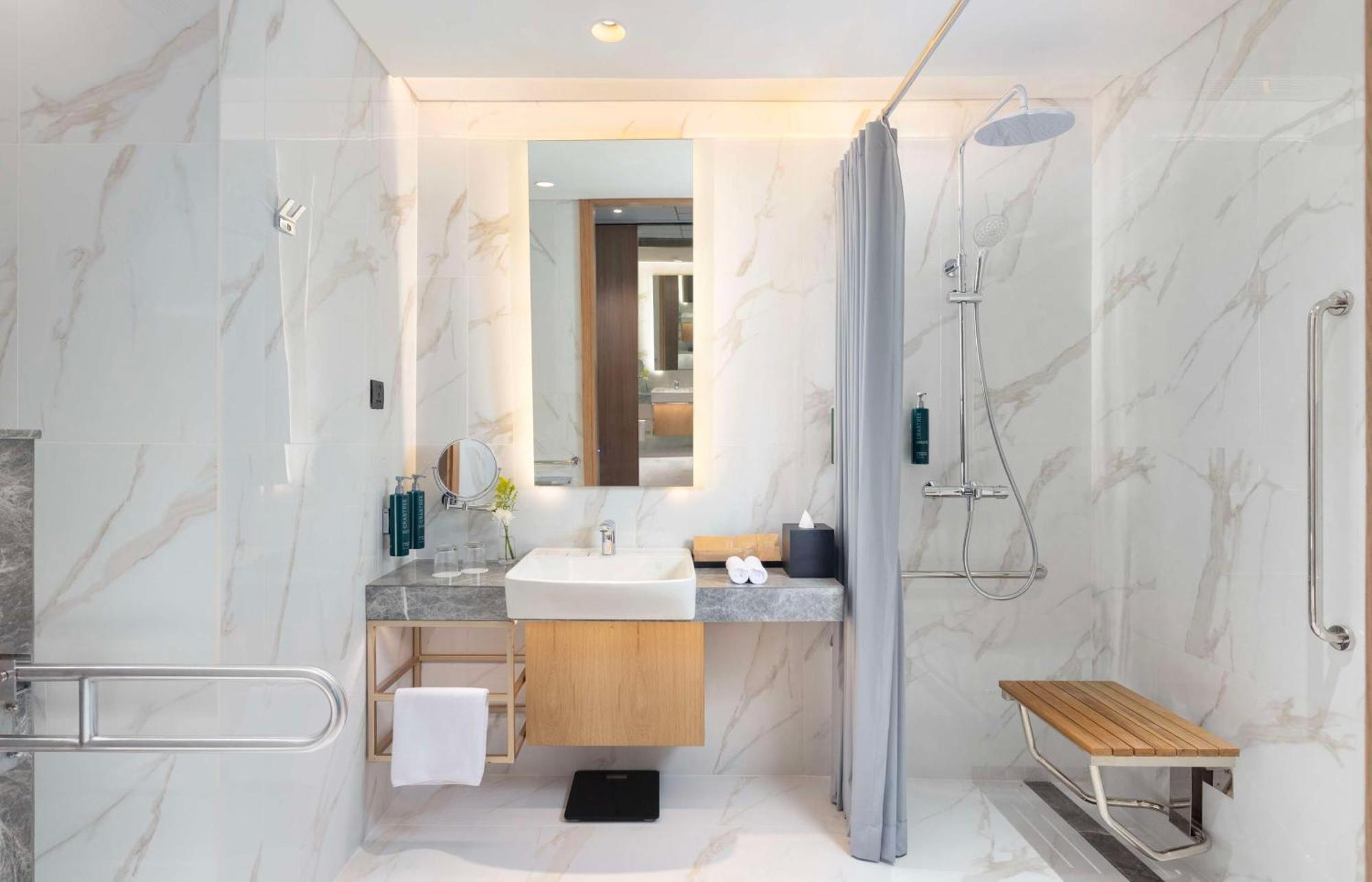 Doubletree By Hilton Jakarta Bintaro Jaya Serpong Zewnętrze zdjęcie